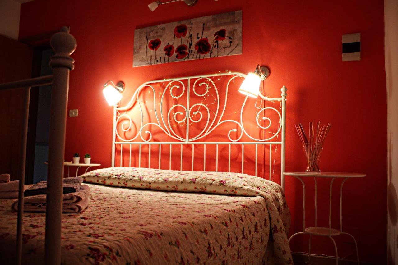 הוילה סירקוזה La Piccola Casa Di Angela מראה חיצוני תמונה